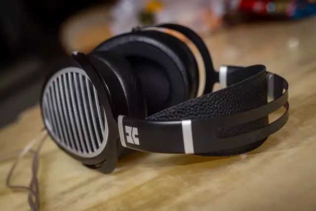 hifimanananda头戴式平板振膜耳机深度测评