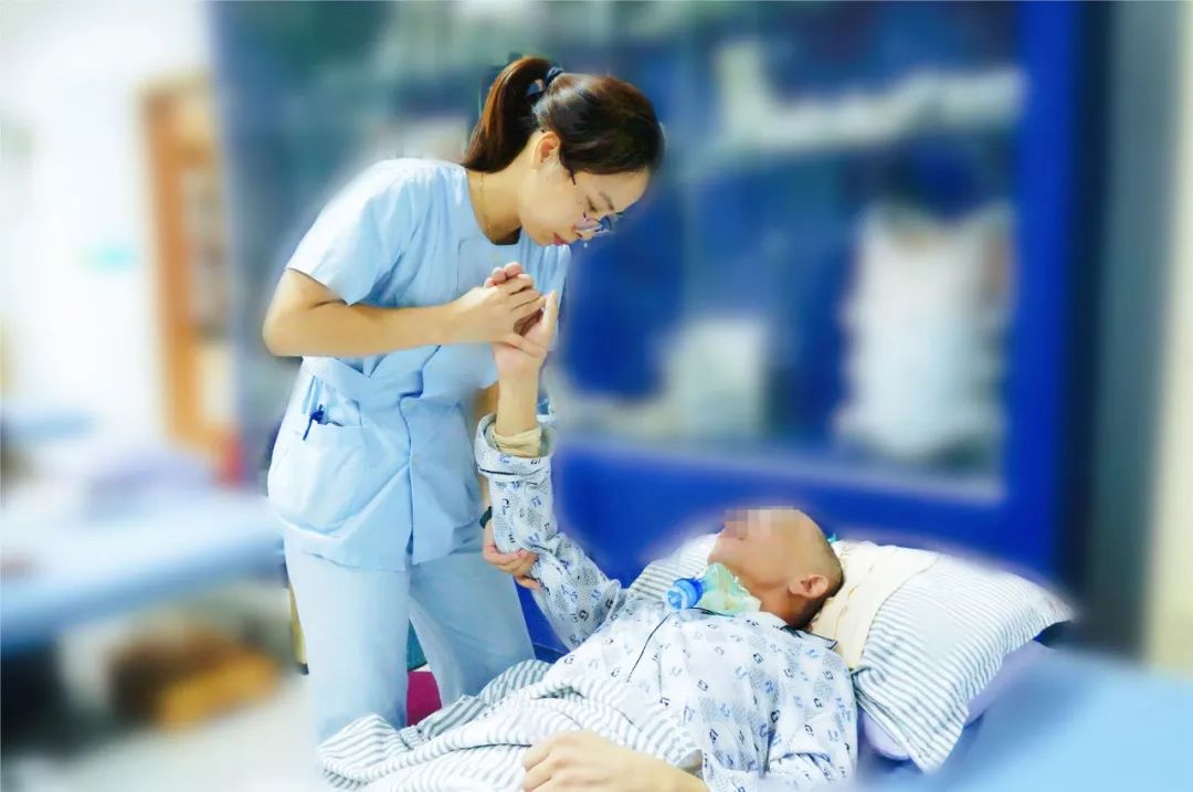 慈爱医院康复促醒技术让昏迷3个月的植物人苏醒了!