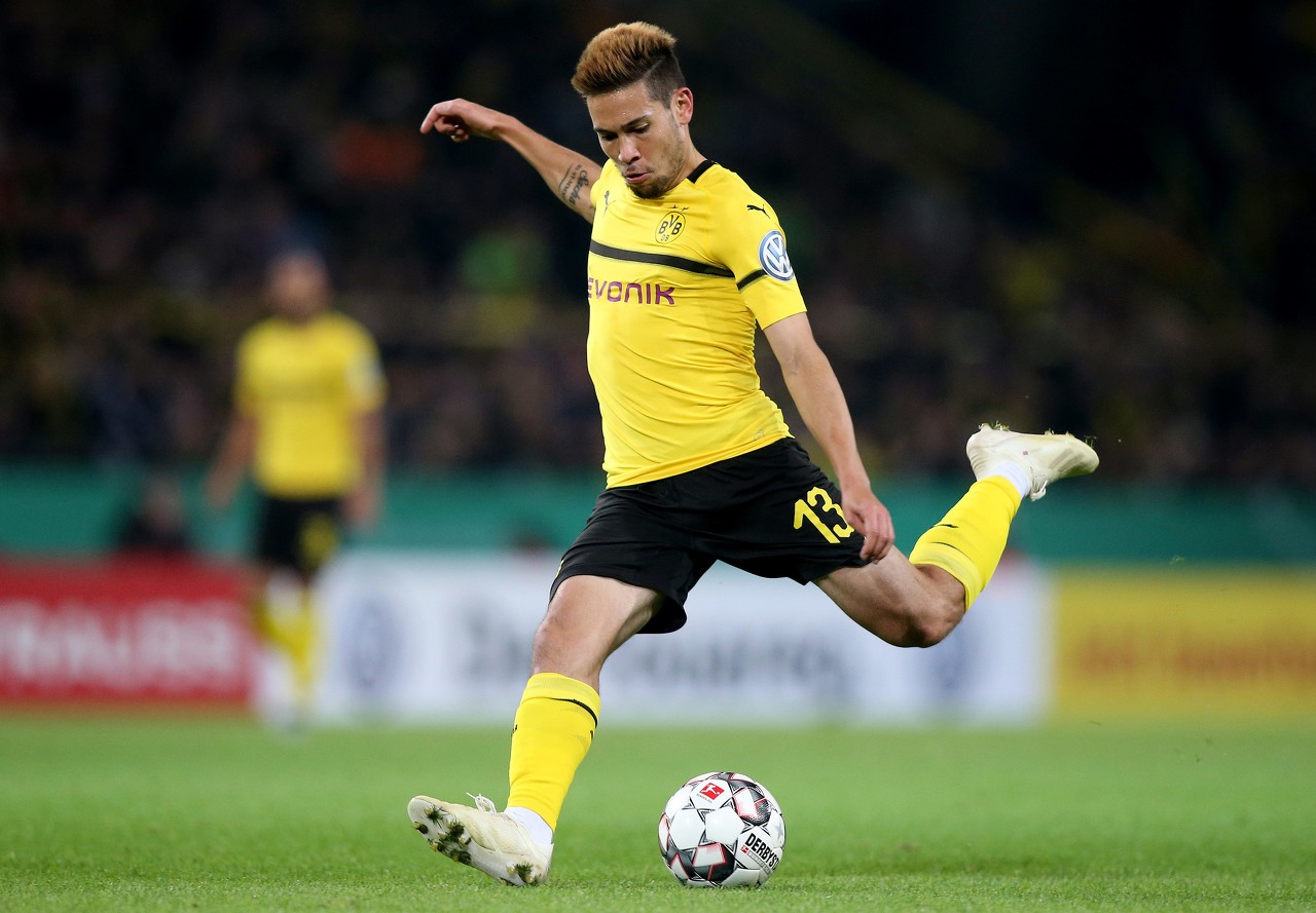 法媒曼城也有意多特边卫格雷罗将和巴黎竞争