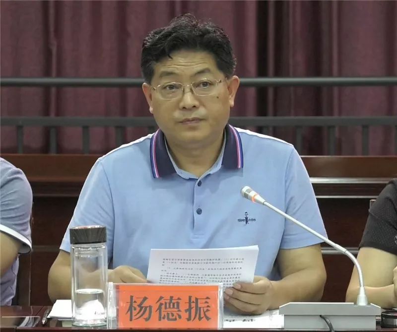 县长吴红春,县委常委,副县长陈高,县委常委,副县长姜超,副县长杨代军