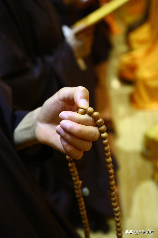 去过寺庙烧香拜佛也祈了愿这到底有几层意义呢