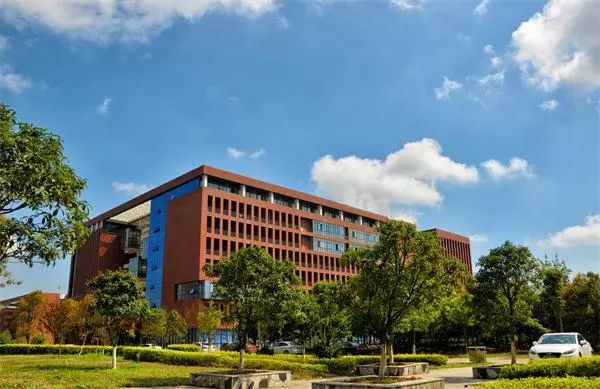 湖南城市学院常年引进高层次人才_学术