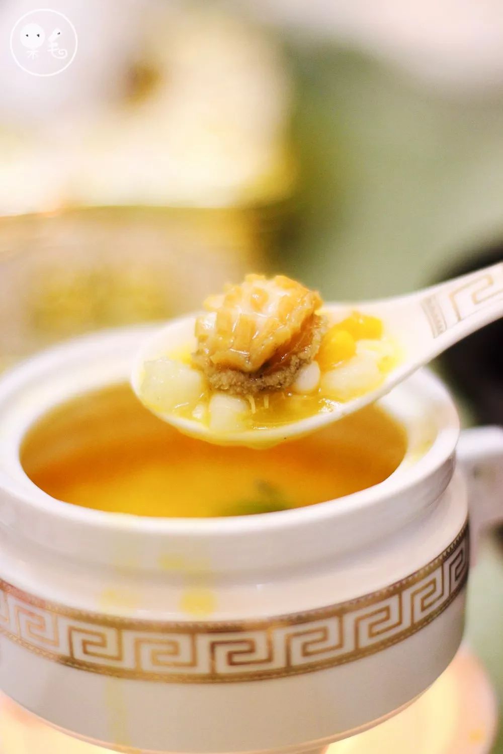 鲍鱼绝对能撩起你对汤的新认知这碗位上金汤粗粮烩海鲜鲍喝多了一大盅