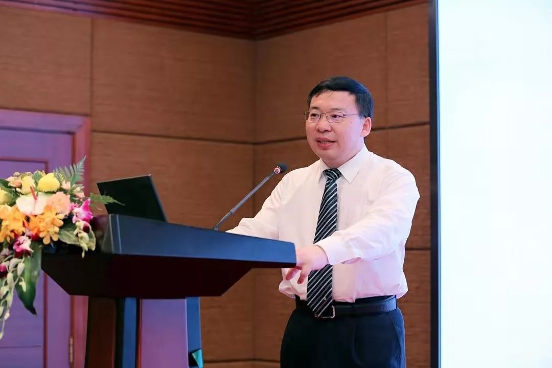 夯实根基,厚积薄发以经典治疗为盾,毕锋教授过去几个月间,《指南》