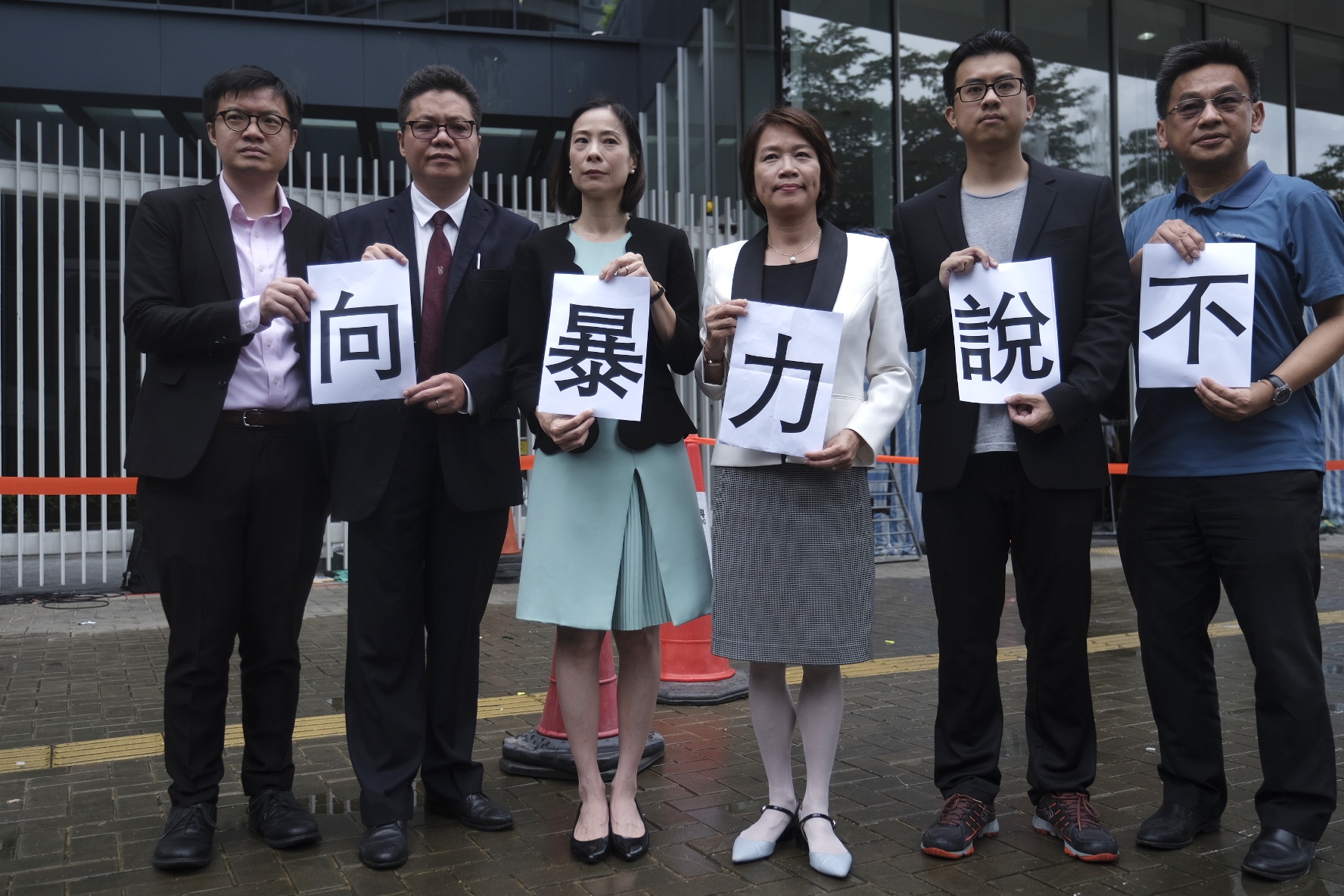 香港社会持续发声强烈谴责暴徒恶行 各界呼吁理性团结聚焦经济民生