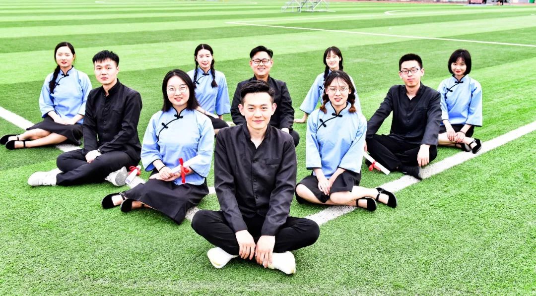 最美毕业季我们的青春肆意飞扬