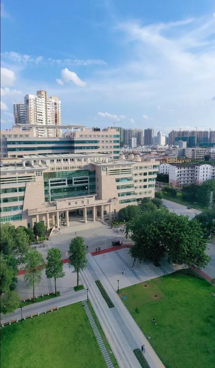 图书馆林徽因之风堂学汇勤恳朴诚,厚学致新广西大学对于西大人而言