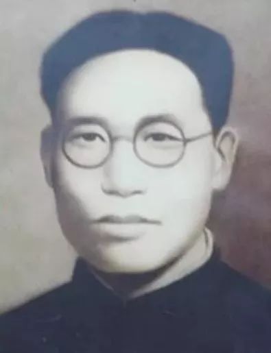 曾参加过1926年李大钊领导的"三一八"爱国运动,并在斗争中加入国民党