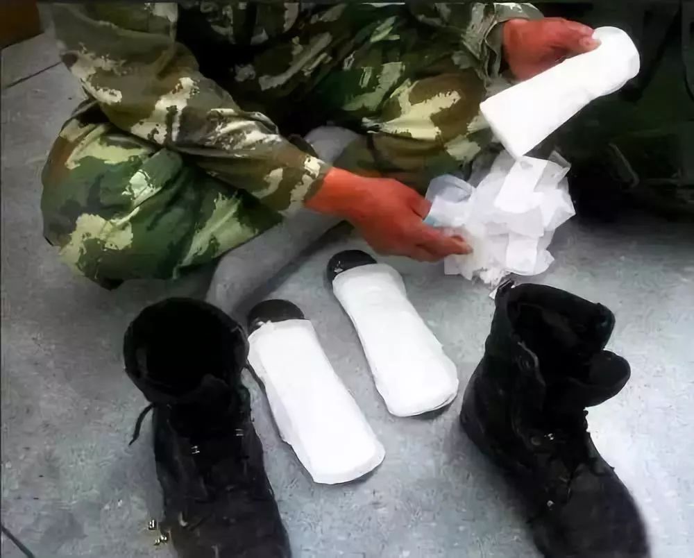 骑行为什么要带套套姨妈巾