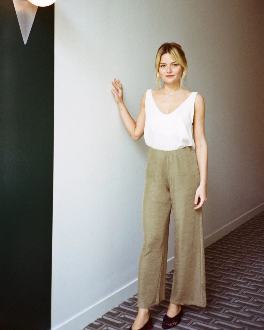 博主sabinasocol时髦不受限肉感女孩的舒适型法式穿搭法则