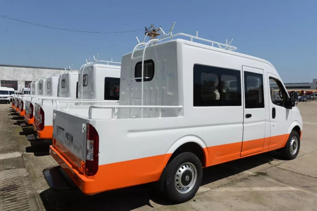 东风御风工程车再获中国铁路肯定