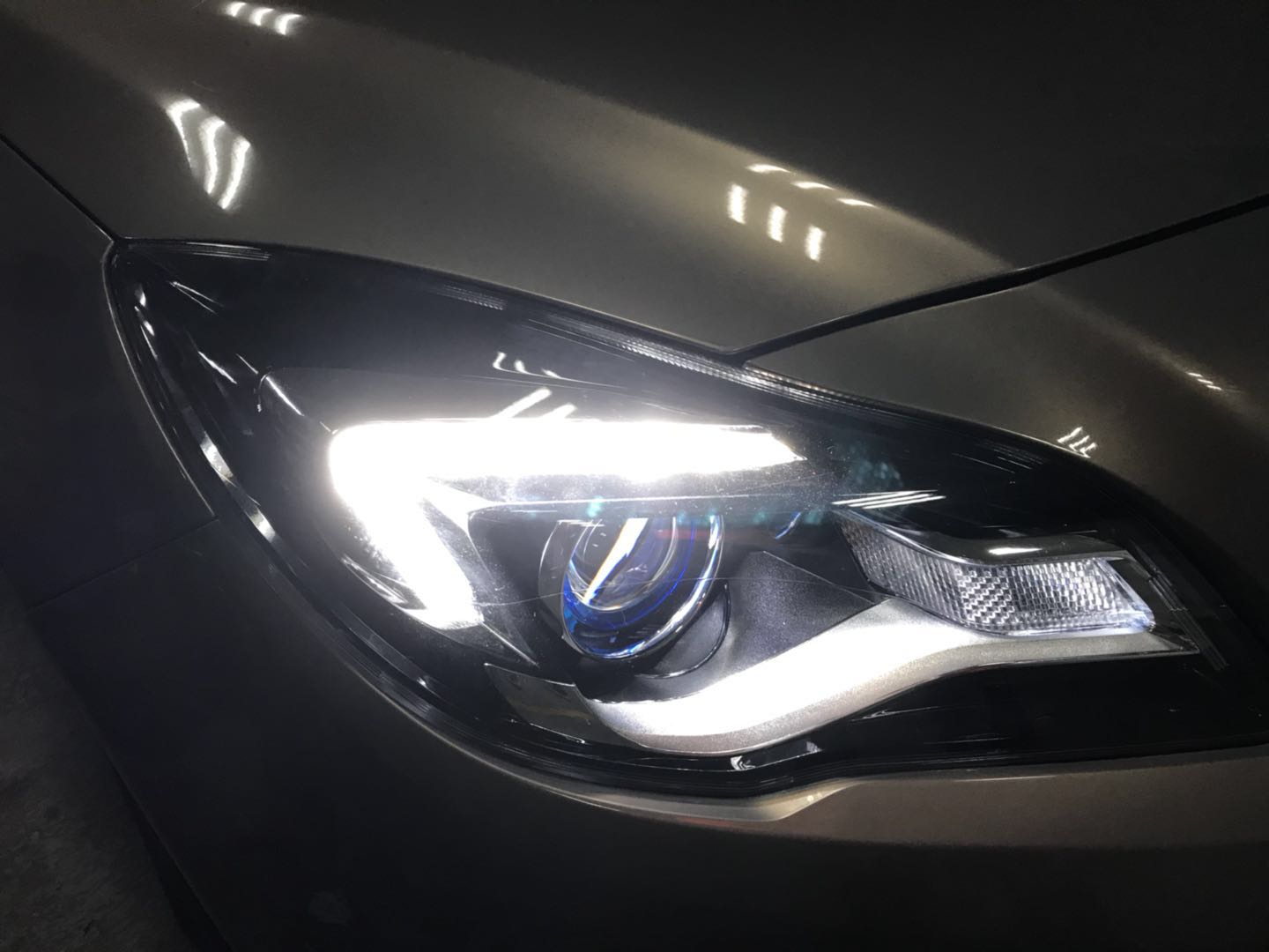 石家庄改灯——别克君威大灯升级hid氙气大灯案例分享