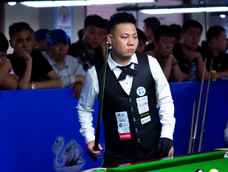 6日战报中八大师赛桦南站张堃鹏大胜黑马晋胜部明日郑宇伯vs代勇看点