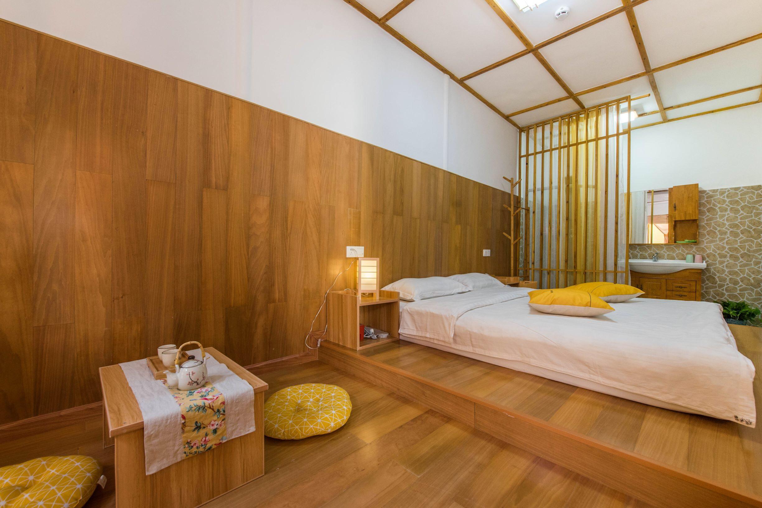 6767长留精品民宿一共有5个房间,我们5个小姐妹住了一间全日系