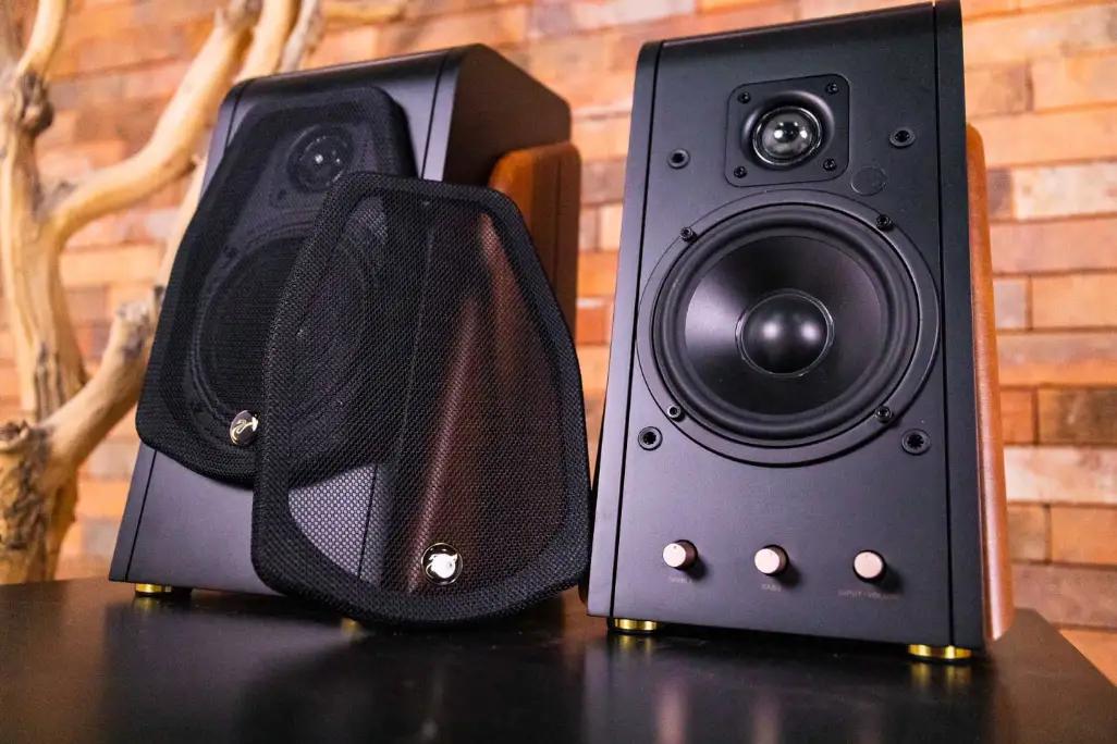 惠威m200hifi音箱体验复古优雅的无线之声