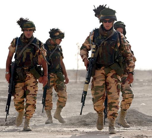 但是,还有就是近世以来,尤其是二战时期,意大利军队逢战必败,遇敌即溃