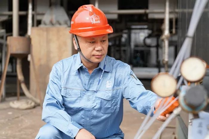 寻找感动石化人物上海石化毛俊