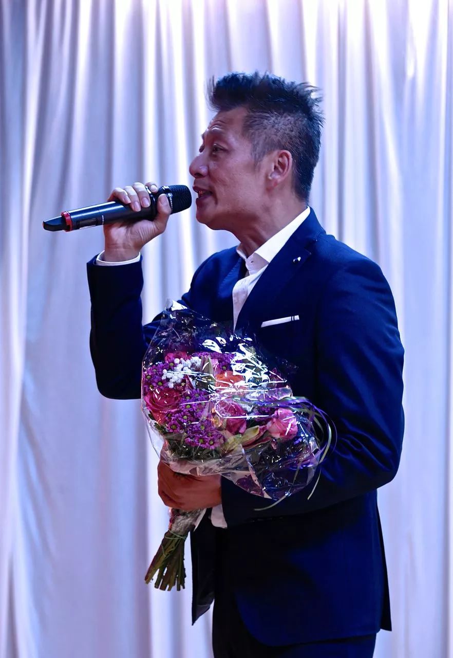 荷兰侨界欢迎徐宏大使履新