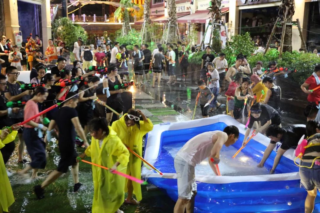 500人水枪大作战,释放你的无限激情吧