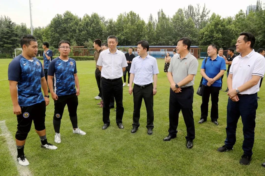 副局长邹军,青少处处长苏晓刚,省足管中心主任许志勇,省青少年体校