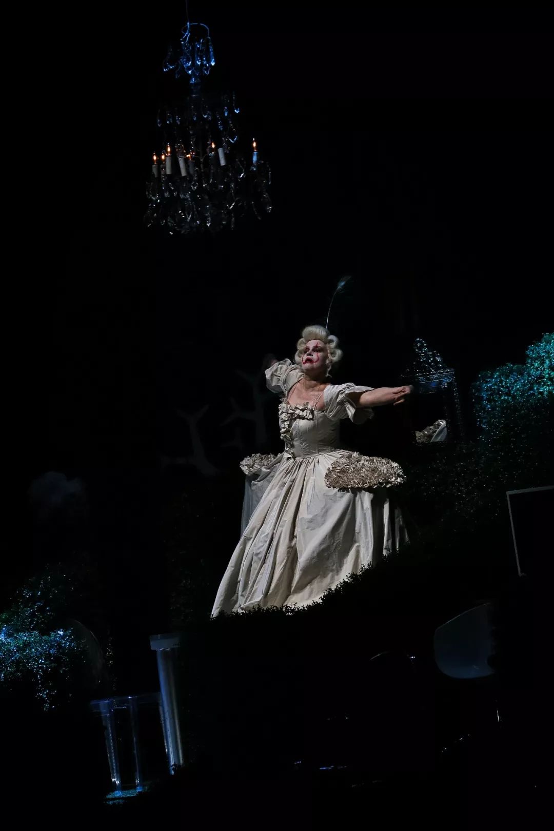 "这部戏就是生活的特殊版本,一场剥夺生活的独立运动"——《伪君子》