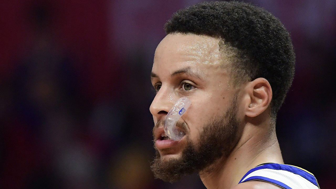 湖人坐稳西部第一?专家给出新赛季西部8强,考验库里的时刻到了