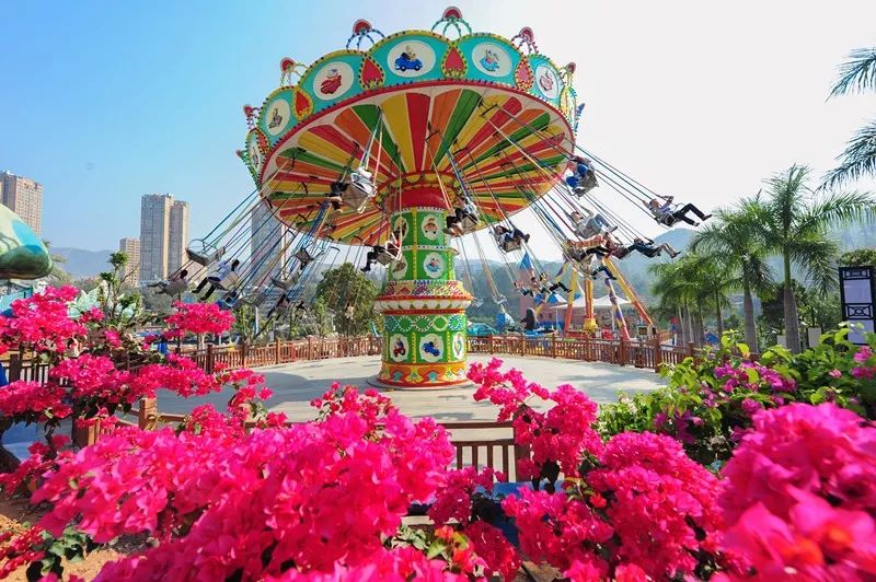 鬼屋,7d影院,碰碰车,深海传奇,高空脚踏车,观览车,果虫滑车,旋转飞车