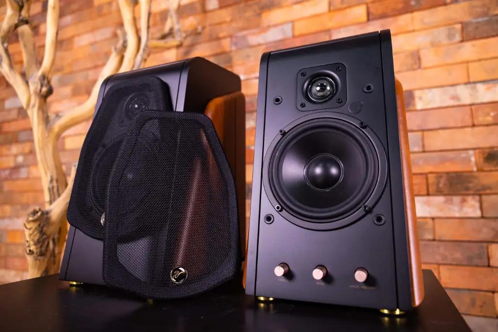 惠威m200hifi音箱体验复古优雅的无线之声