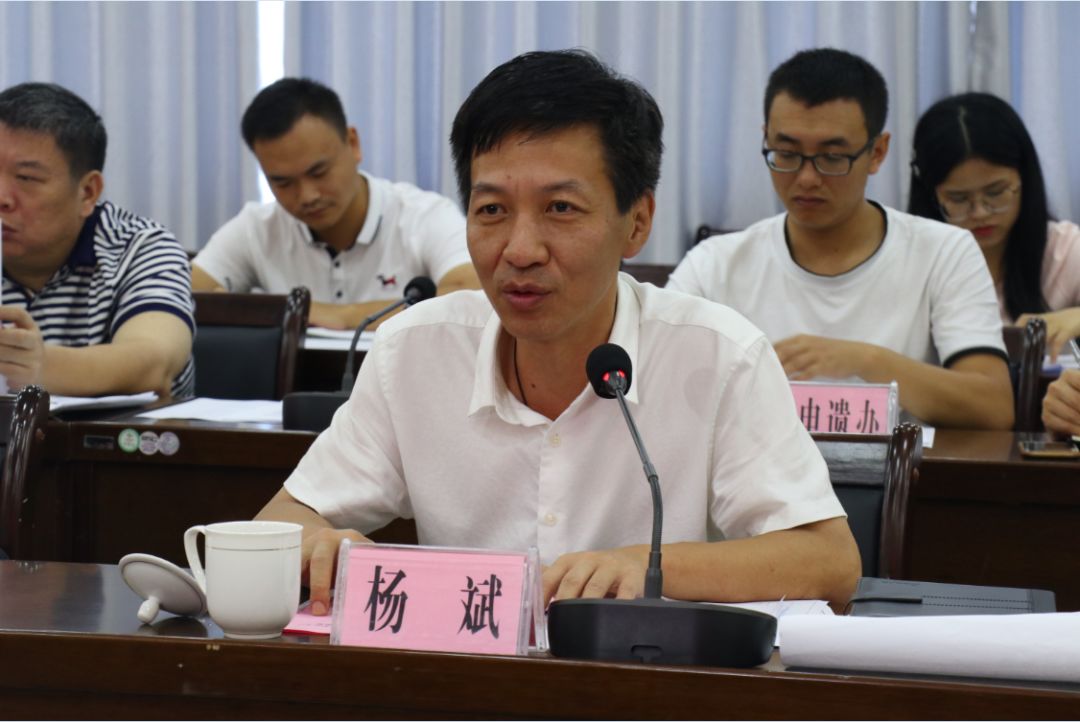 合浦县委书记杨斌发表讲话合浦县委书记杨斌同志表示,感谢自治区文旅