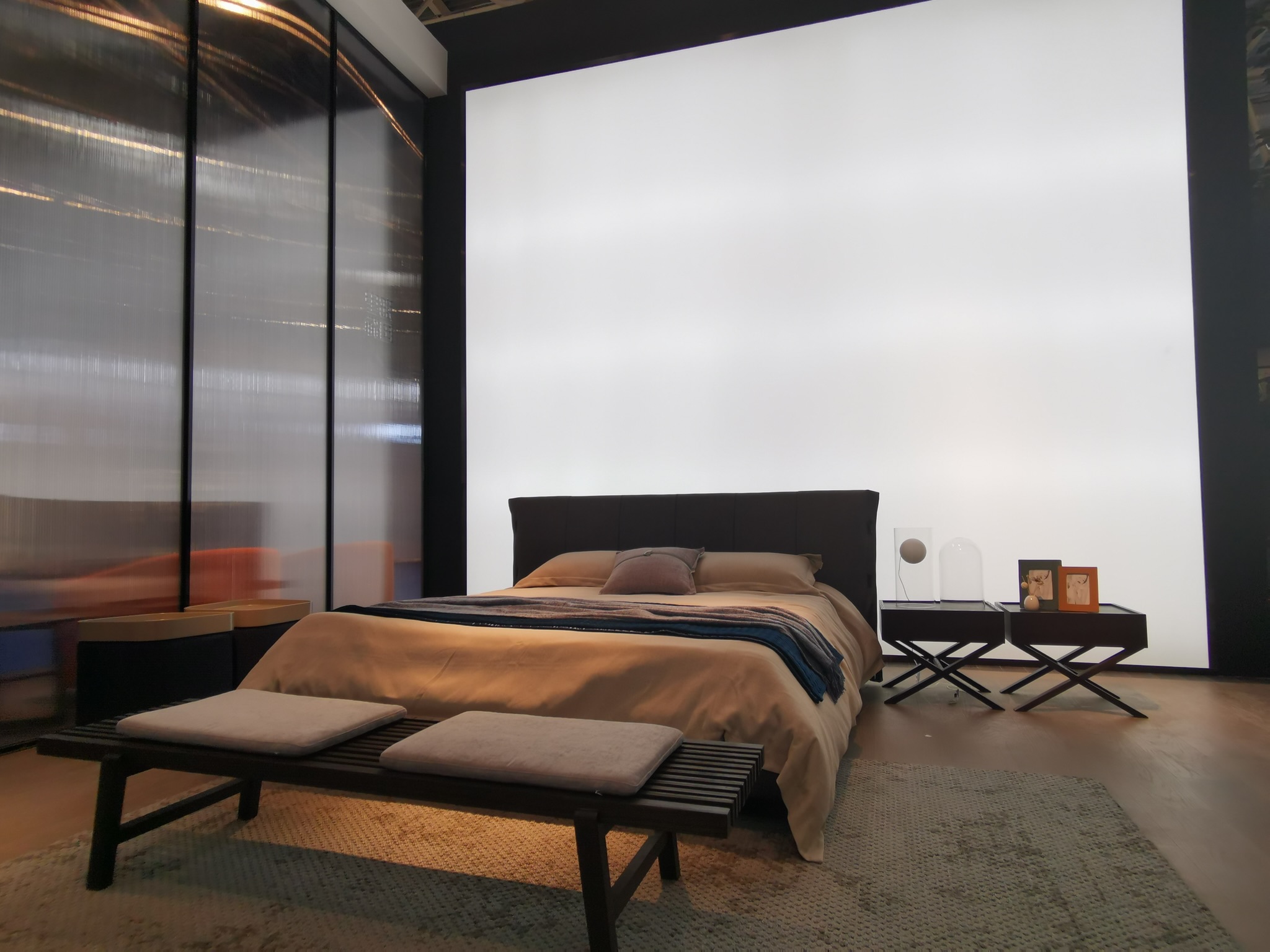 那里国际家居siloni意式极简优雅绽放北京国际家居展