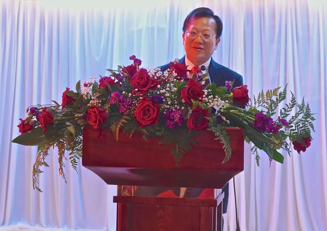 荷兰侨界欢迎徐宏大使履新