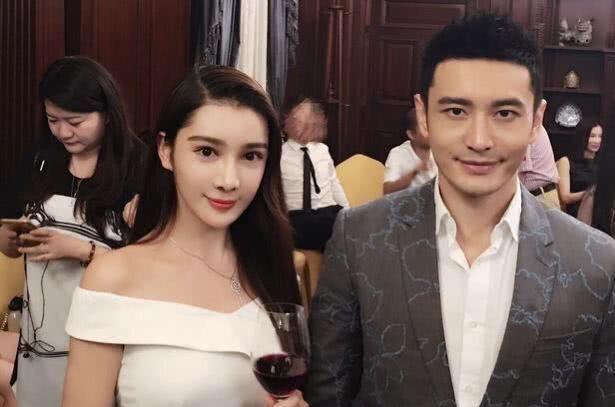 很多人能想到的就是乔任梁和张国荣,但其实任娇也是因为抑郁症自杀了