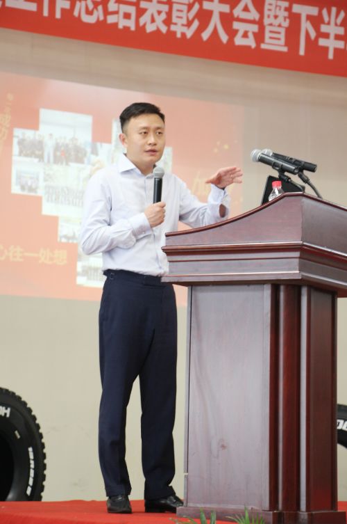 只有一个信仰华勤精神