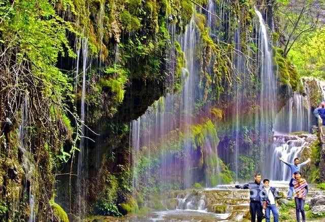 南阳淅川县唯一值得去的景点瀑布成群绿树成荫堪称仙境