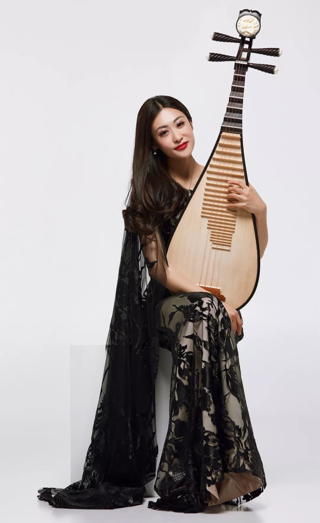 刘泷骏:弗拉门戈吉他演奏家跟随西班牙吉他大师学习正宗的弗拉门戈