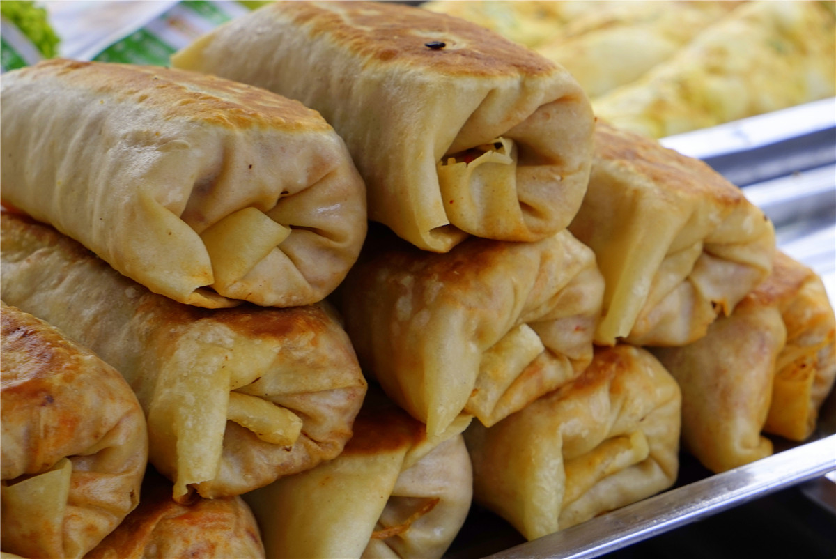 银川街头的美味小吃