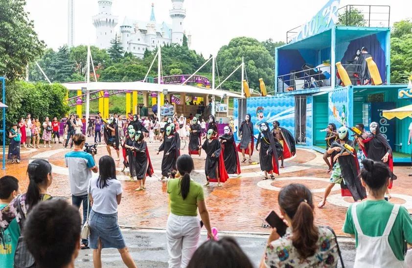 水上乐园清凉不断新概念水公园全新升级大喇叭,造浪池,加勒比水寨