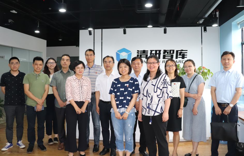 市城管委督查考评处陈瑞处长,杨金亮副处长,刘宝民副调研员和督查考评