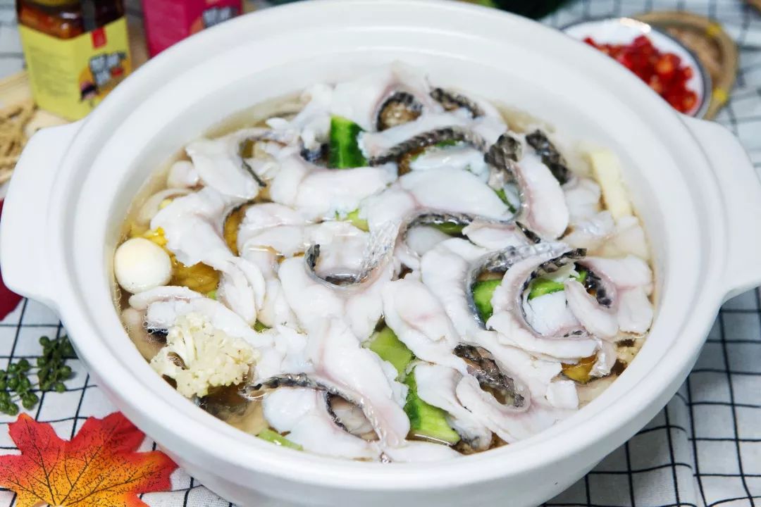 (原创品牌)鲜满宫堂花椒鱼,肇庆分店