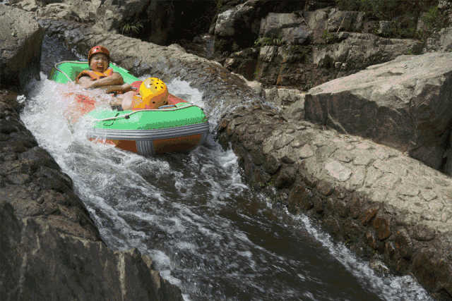 享漂流霞客古道寻幽探险九龙谷霞客漂流一日游