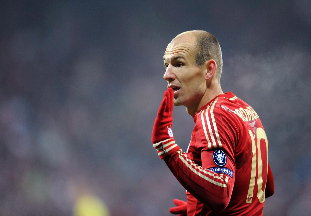 感谢你陪伴我整个青春,祝福!_罗本