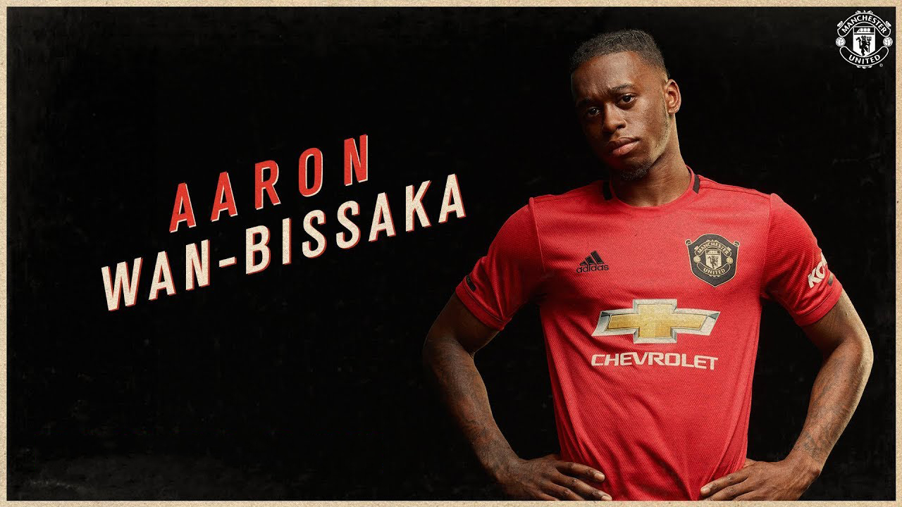 曼联为何高价引进万比萨卡?红魔未来边路无解屏障