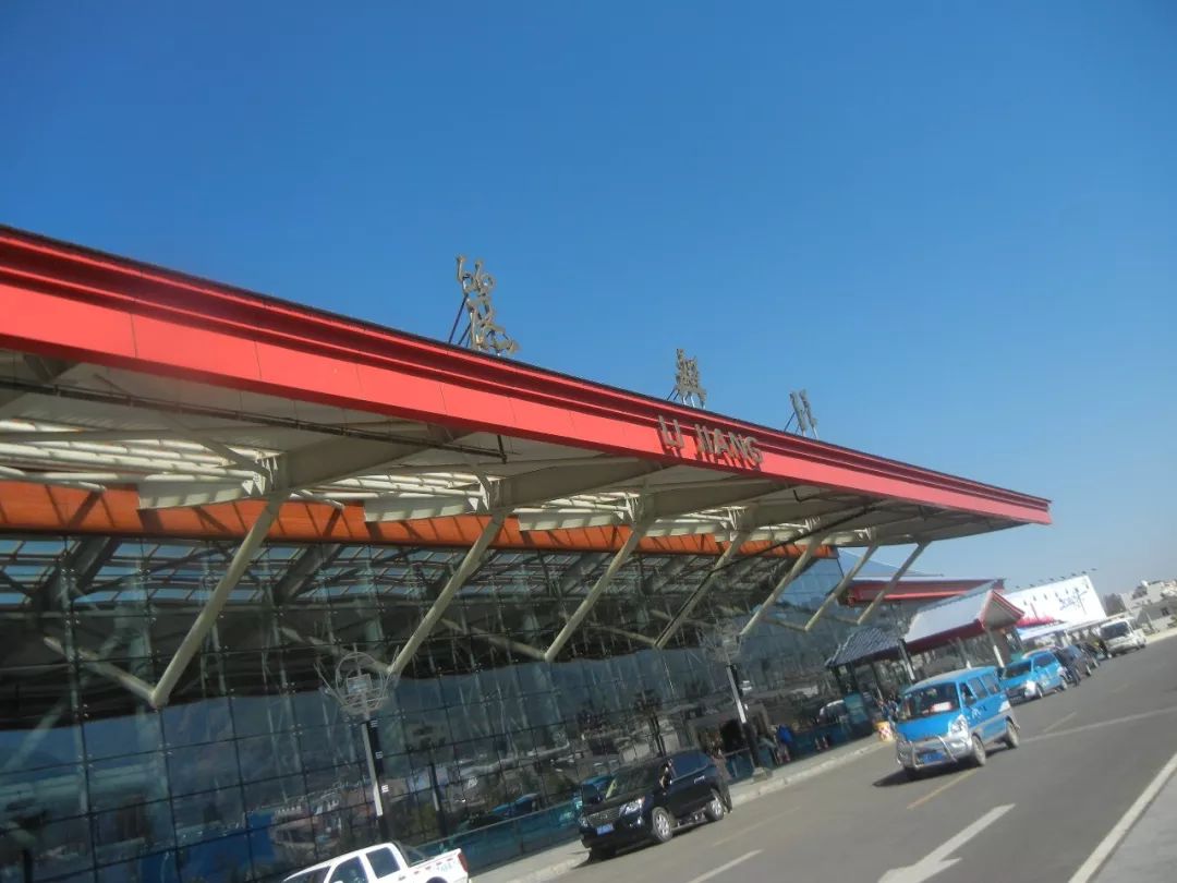 丽江机场照片图片