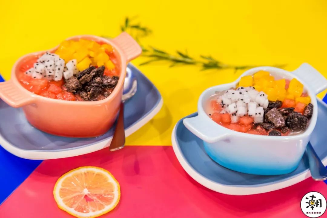 颗颗饱满果粒让你回味这甜蜜时光不醉小女孩透着车厘子红的高贵喝一口