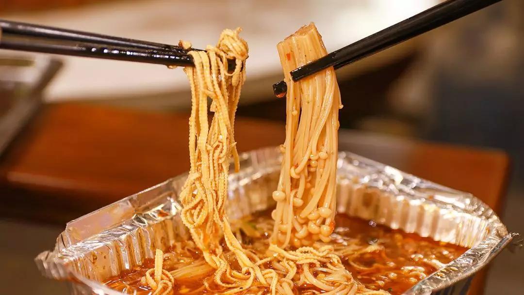 许昌20年清真老品牌小萍烧烤涮锅让所有吃货都现了原形