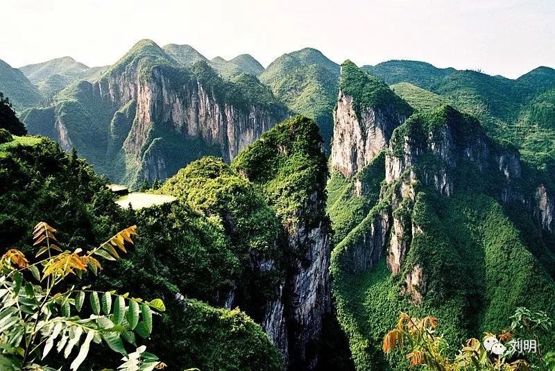 湘西申报世界地质公园行:走进天星山_凤凰