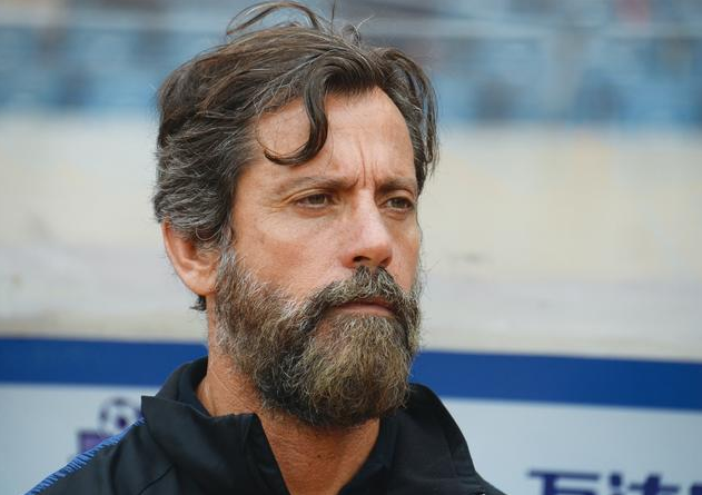 弗洛雷斯下课真因剖析三股势力联合绞杀最终败给自己固执