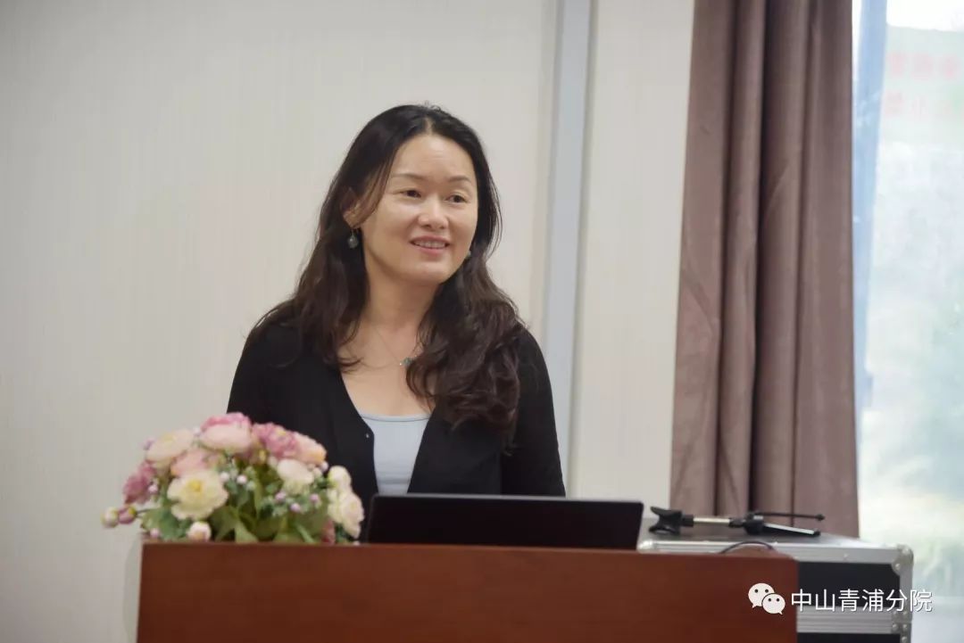 班正式启动,刘敏书记,李锋常务副院长和蒋小兰副书记共同出席启动仪式