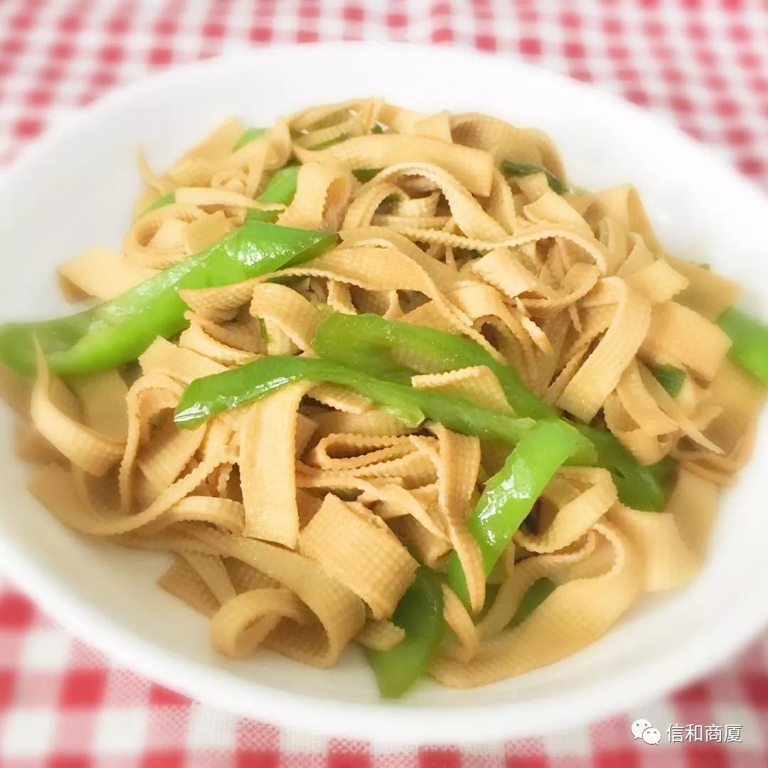 素炒豆皮功效:清热解毒,疗疮疡.