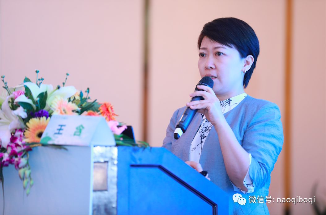 王含教授在精彩纷呈的病例讨论环节,由解放军总医院